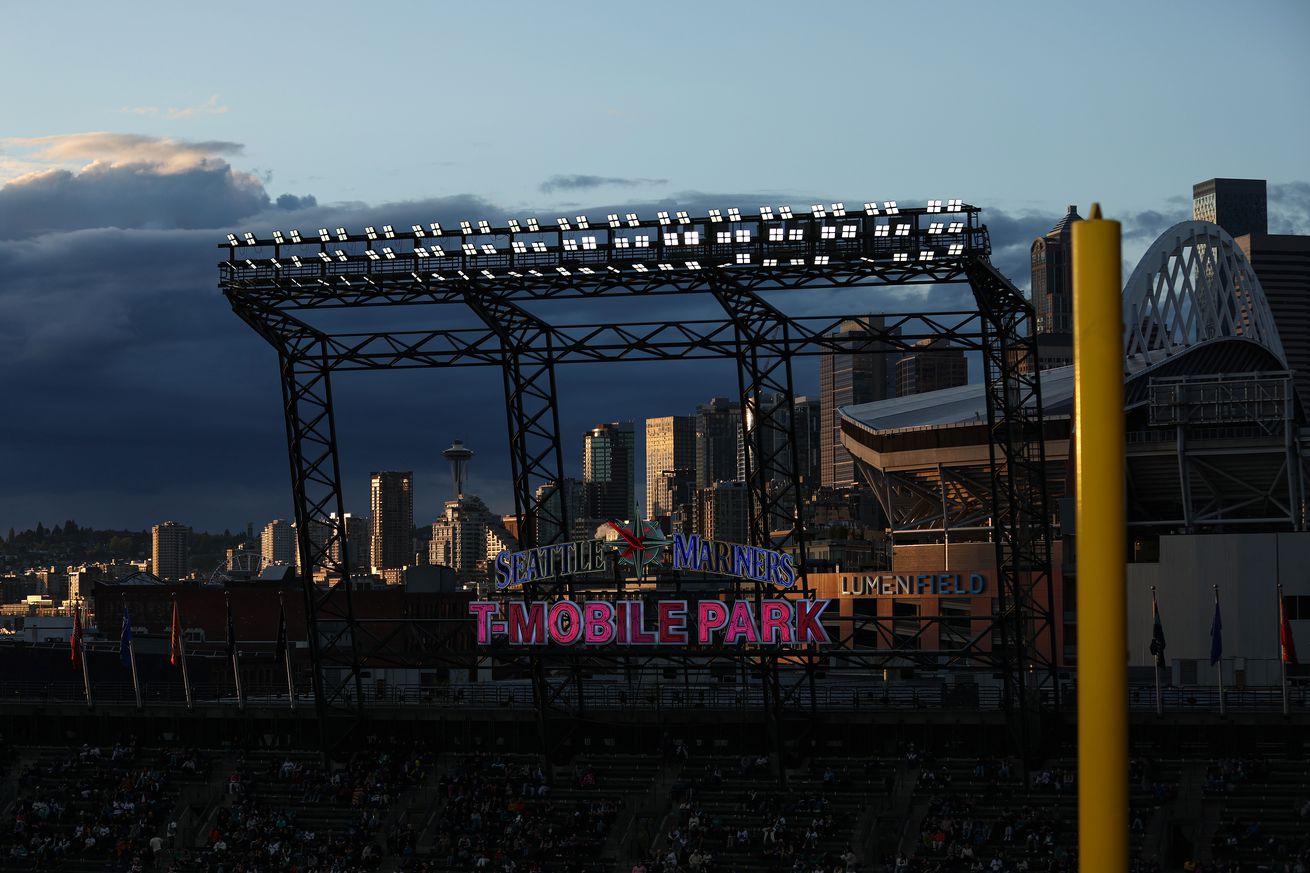Arizona Diamondbacks v Seattle Mariners