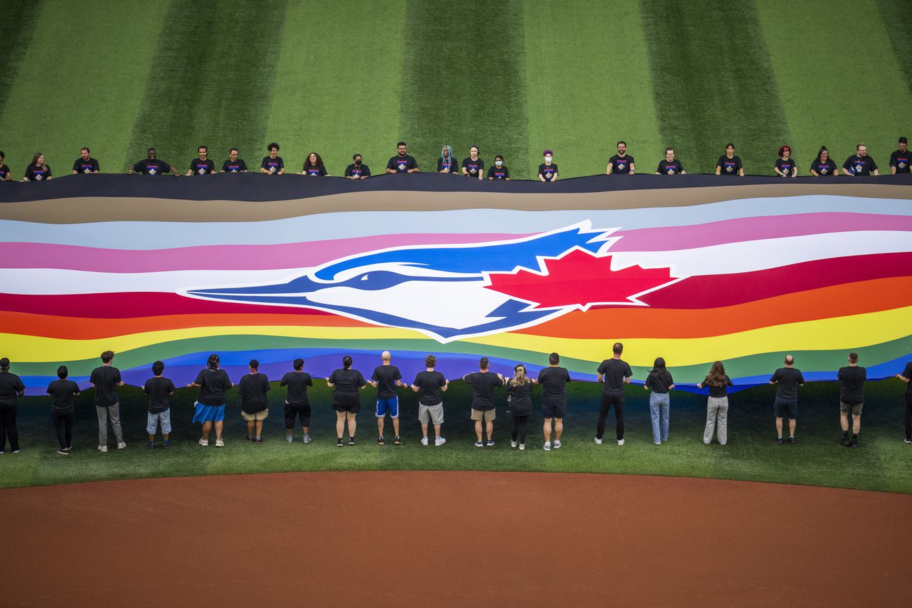 Chicago White Sox v Toronto Blue Jays