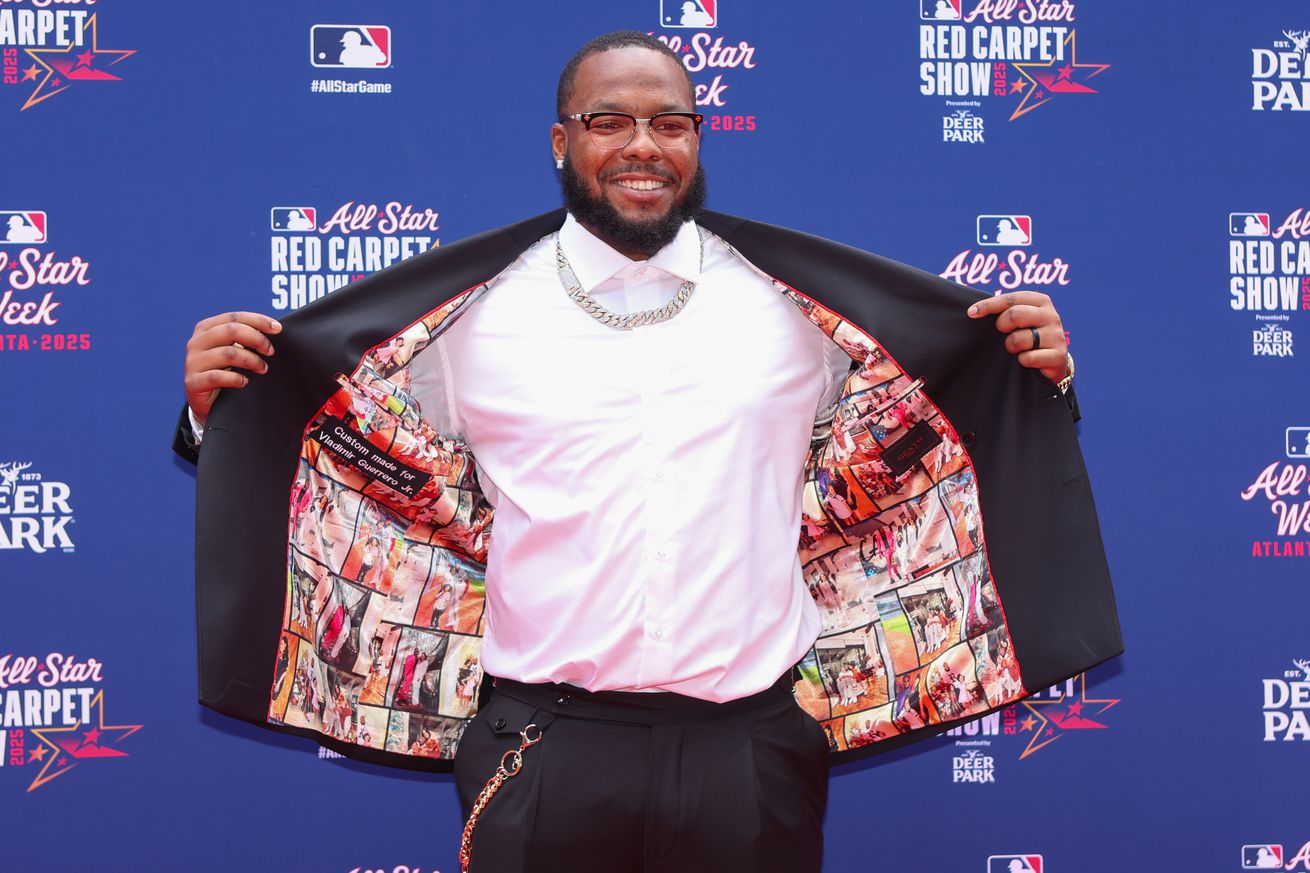 MLB: All Star-Red Carpet